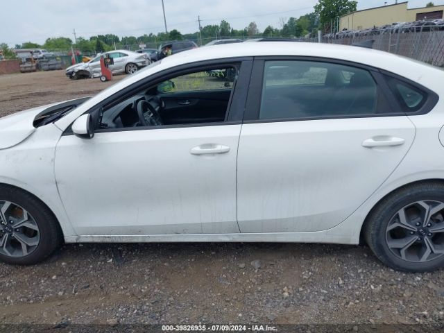 3KPF24AD8LE221760 KIA Forte Lxs