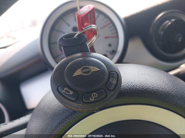 2009 MINI COOPER WMWMF33539TU75675 Photo 10