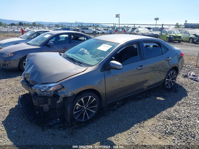Toyota COROLLA SE 2018 2T1BURHE3JC006481 Image 2