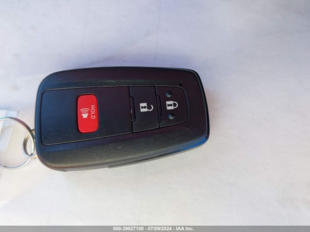 JTDL9MFU0N3032134 Toyota Prius Le Awd-e