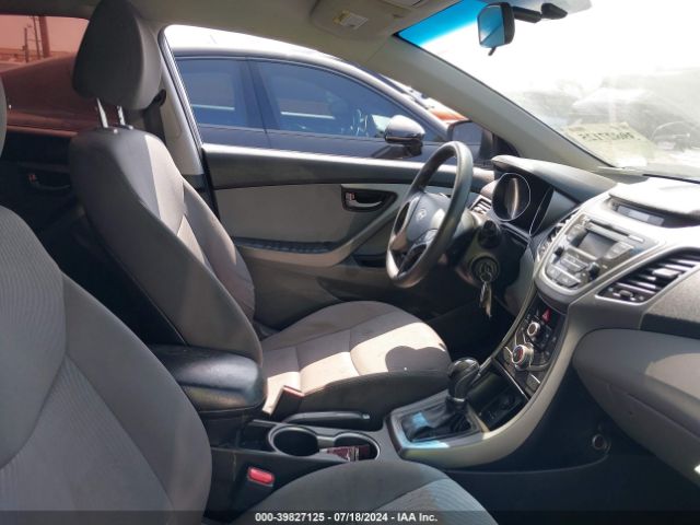 5NPDH4AE8GH771069 Hyundai ELANTRA SE