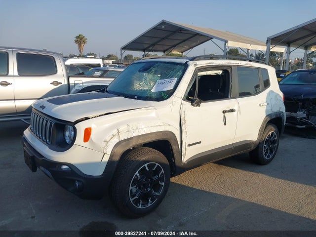 ZACNJDB16PPP39956 Jeep Renegade Upland 4x4
