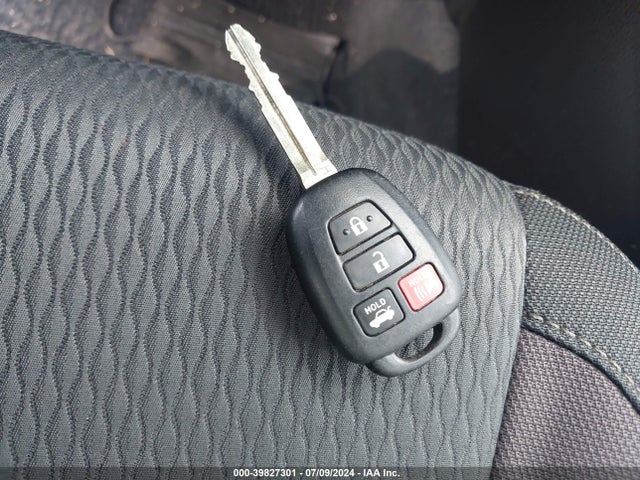 Toyota COROLLA LE 2019 5YFBURHE2KP858645 Image 11