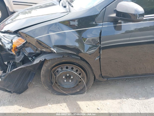 Toyota COROLLA LE 2019 5YFBURHE2KP858645 Image 6