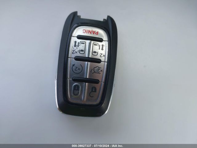2C4RC1DG4MR521133 Chrysler Voyager Lxi
