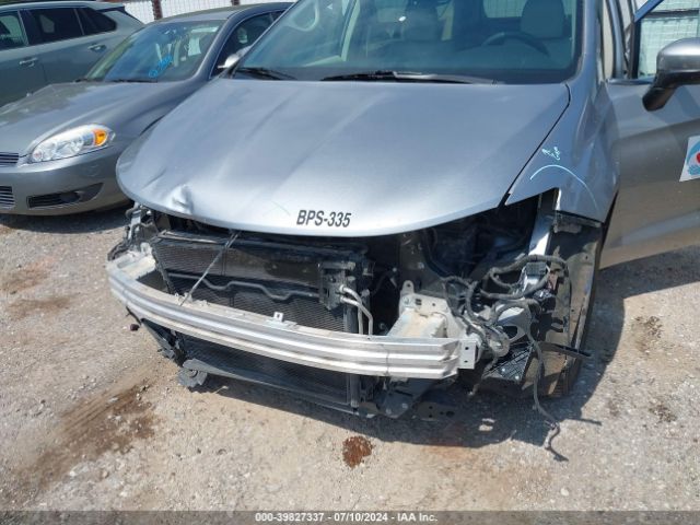 2C4RC1DG4MR521133 Chrysler Voyager Lxi