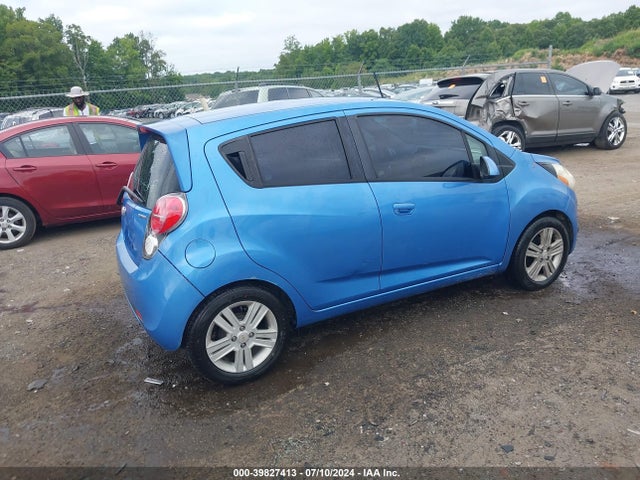 Chevrolet Spark 1lt Auto 2014 KL8CD6S92EC516858 Image 4