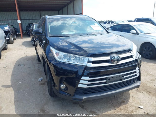 Toyota Highlander Xle 2019 5TDKZRFH8KS368314 Image 1