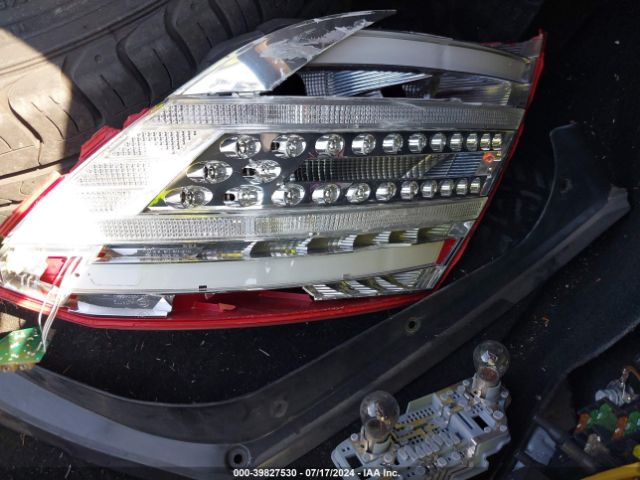 WDDGF4HB8EA932481 Mercedes-Benz C 250 Luxury/sport