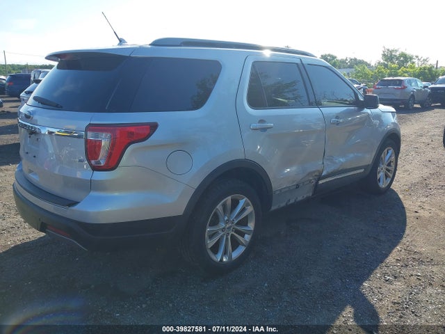 Ford EXPLORER XLT 2019 1FM5K8D80KGA70246 Image 4