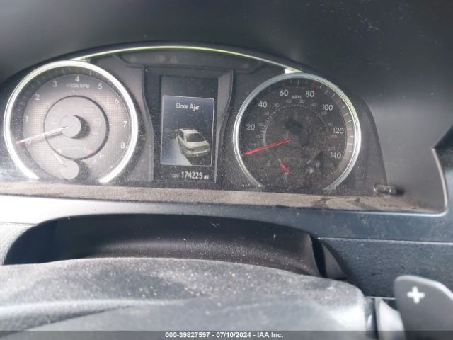 4T1BF1FK6GU502483 Toyota CAMRY SE