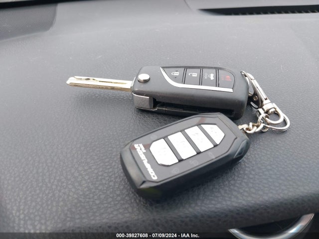 Toyota CAMRY LE 2018 4T1B11HK2JU626706 Image 11