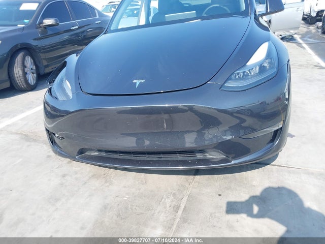 Tesla Model Y Long Range/rwd 2024 7SAYGDED6RF051635 Image 13