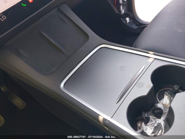 Tesla Model Y Long Range/rwd 2024 7SAYGDED6RF051635 Image 19