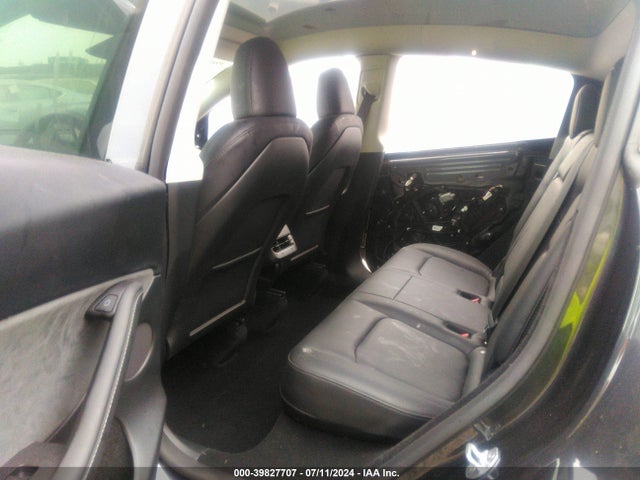 Tesla Model Y Long Range/rwd 2024 7SAYGDED6RF051635 Image 8