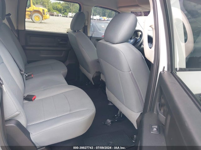 3C6RR6KGXKG730255 RAM 1500 Classic Tradesman  4x2 5'7 Box
