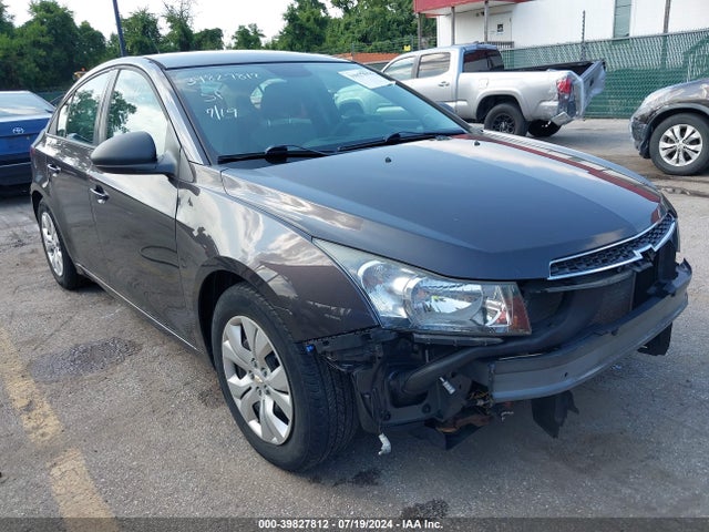 2014 1G1PA5SG1E7390018 main image