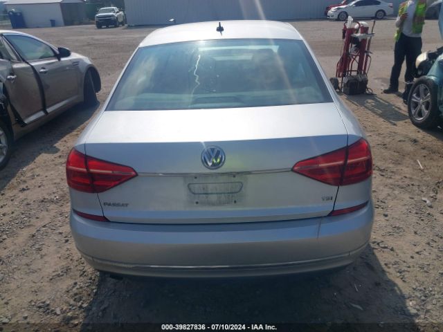 1VWAT7A33GC060566 Volkswagen Passat 1.8t S