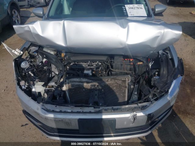 1VWAT7A33GC060566 Volkswagen Passat 1.8t S