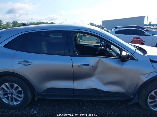 Ford ESCAPE SE 2022 1FMCU9G6XNUB69633 Image 13
