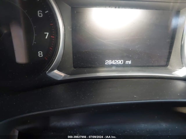 1G1ZE5ST0HF101294 Chevrolet MALIBU 1LT