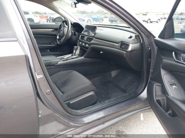Honda ACCORD LX 2018 1HGCV1F12JA155778 Image 5