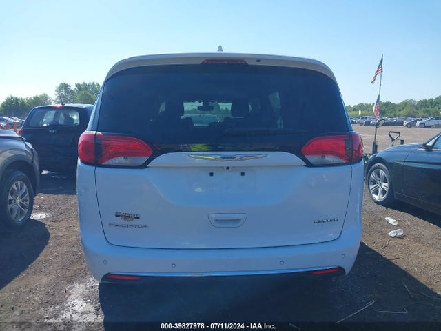 2C4RC1GG6JR116074 Chrysler Pacifica Limited