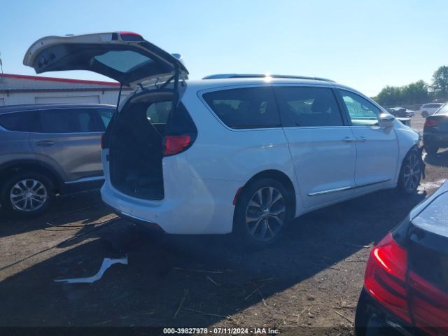 2018 CHRYSLER PACIFICA 2C4RC1GG6JR116074 Photo 3