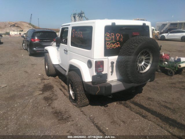 1C4AJWBGXFL742833 Jeep Wrangler Sahara