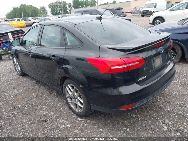Ford FOCUS SE 2015 1FADP3F20FL264937 Image 3
