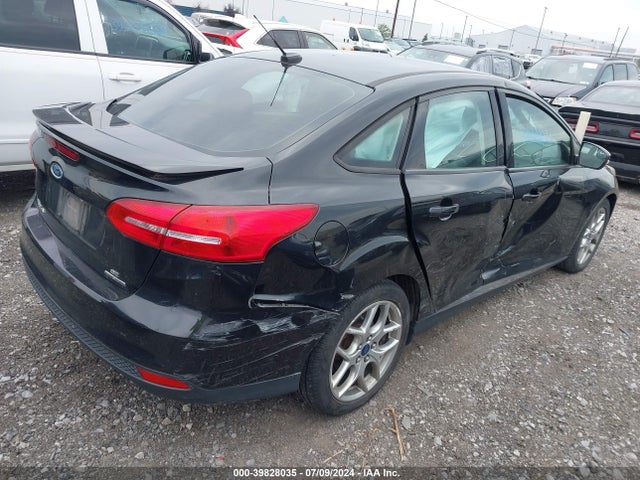 Ford FOCUS SE 2015 1FADP3F20FL264937 Image 4