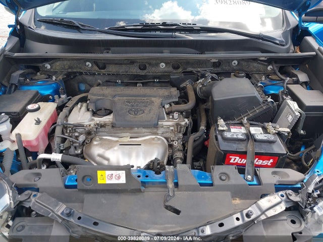 Toyota RAV4 LE 2018 JTMZFREV1JJ728128 Image 10
