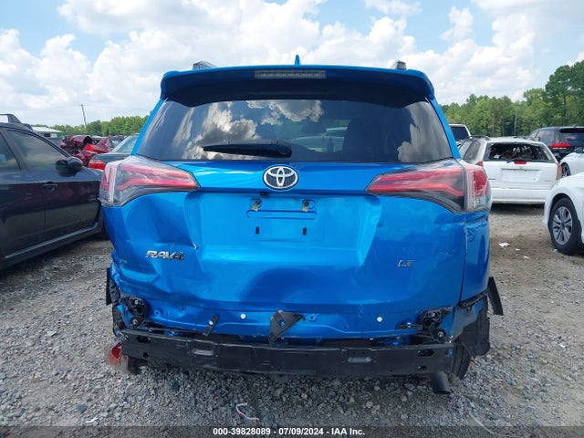 Toyota RAV4 LE 2018 JTMZFREV1JJ728128 Image 17