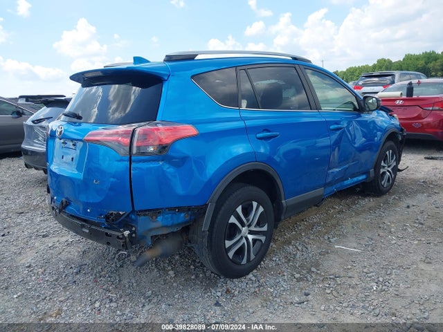 Toyota RAV4 LE 2018 JTMZFREV1JJ728128 Image 4