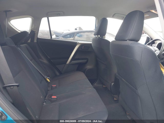 Toyota RAV4 LE 2018 JTMZFREV1JJ728128 Image 8