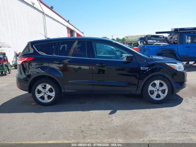 1FMCU0GX8GUA28339 Ford ESCAPE SE