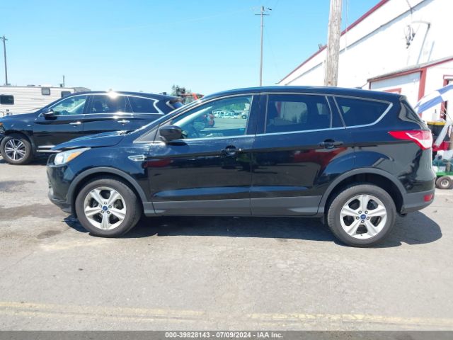 1FMCU0GX8GUA28339 Ford ESCAPE SE