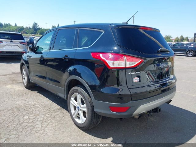 1FMCU0GX8GUA28339 Ford ESCAPE SE