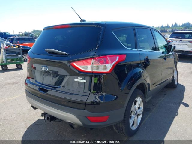 1FMCU0GX8GUA28339 Ford ESCAPE SE