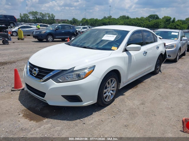 Nissan Altima 2.5 S 2017 1N4AL3AP1HN329464 Image 2