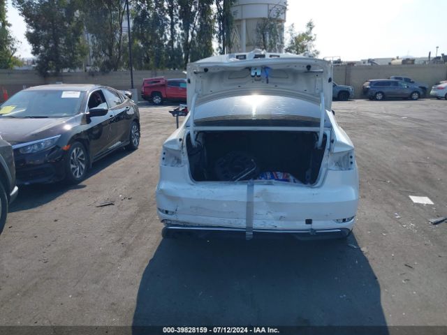WAUAUGFF8J1078905 Audi A3 2.0t Premium/2.0t Tech Premium