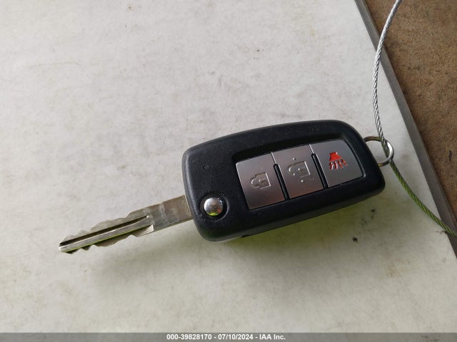 Nissan ROGUE S 2017 JN8AT2MT6HW390594 Image 11