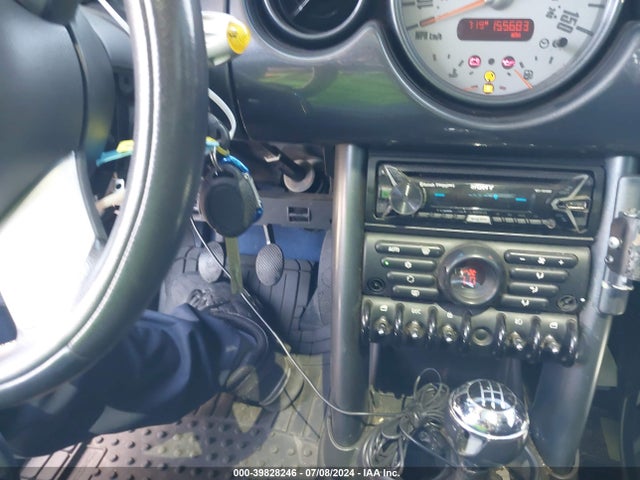 2006 MINI COOPER WMWRC33576TK70130 Photo 5