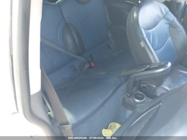 2006 MINI COOPER WMWRC33576TK70130 Photo 7