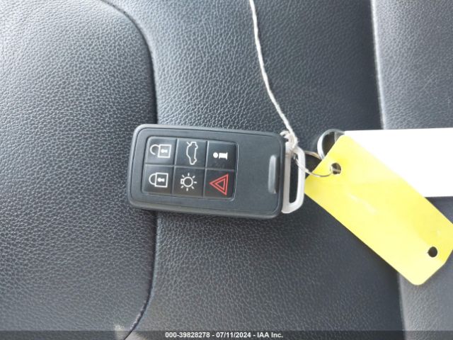 YV126MEB8F1207855 Volvo V60 T5 Premier