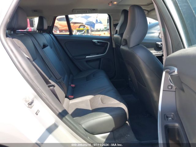YV126MEB8F1207855 Volvo V60 T5 Premier