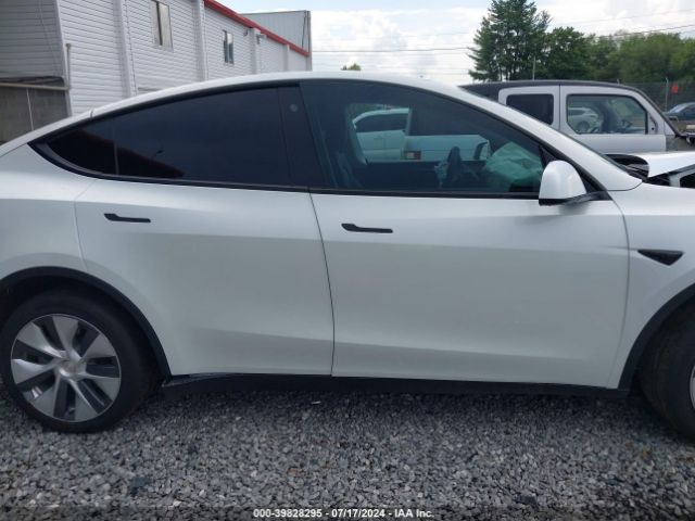7SAYGDEE7NA012228 Tesla Model Y Long Range Dual Motor All-wheel Drive