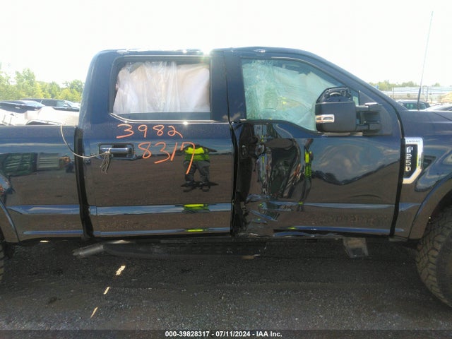 1FT7W2BNXNEF72205 Ford F-250 Lariat