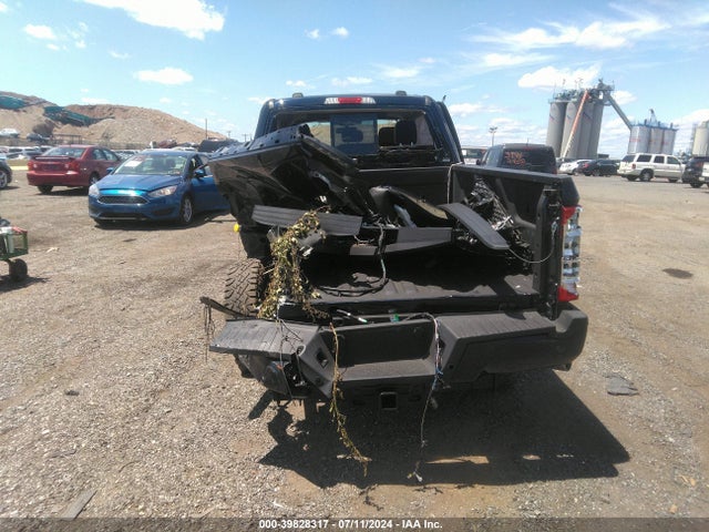 1FT7W2BNXNEF72205 Ford F-250 Lariat