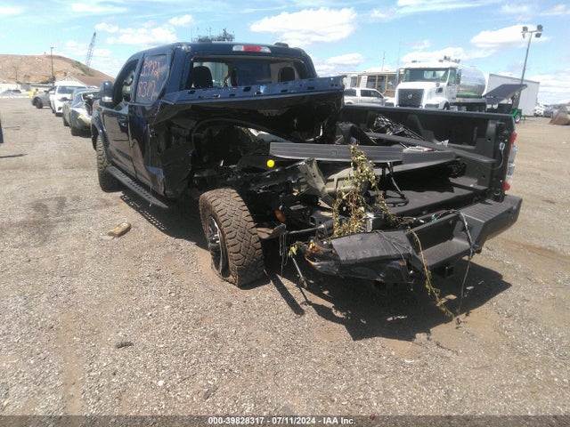 1FT7W2BNXNEF72205 Ford F-250 Lariat